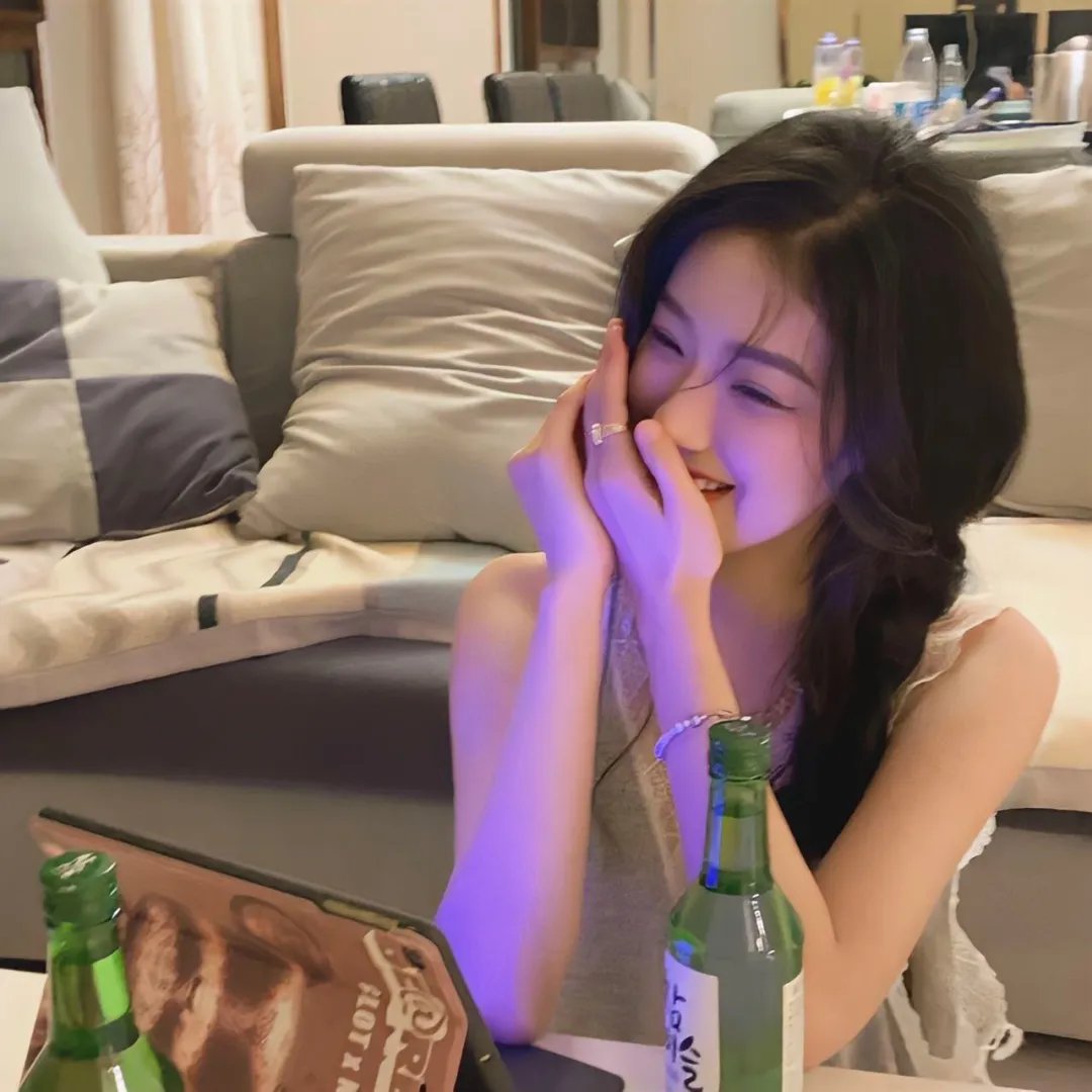淘气小女巫第一季 在线观看